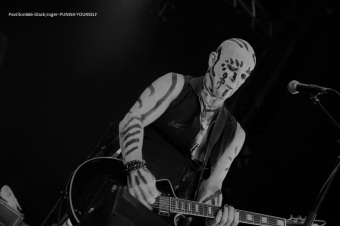 22.06.19_punishyourself03