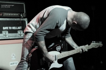 25.11.19_splittheatom04