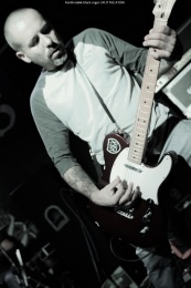 25.11.19_splittheatom11