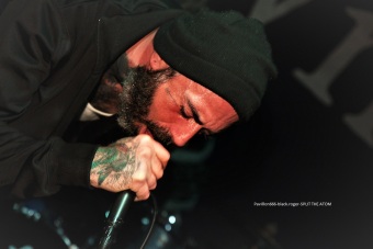 25.11.19_splittheatom12