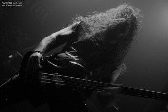 27.10.19_nocturnalgraves09